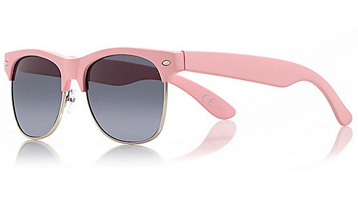 Pink chunky clubmaster-style sunglasses