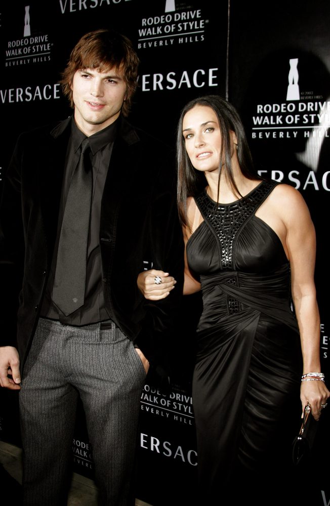 7 Celebs Who Have Been Outted As Having Smaller Penises 1