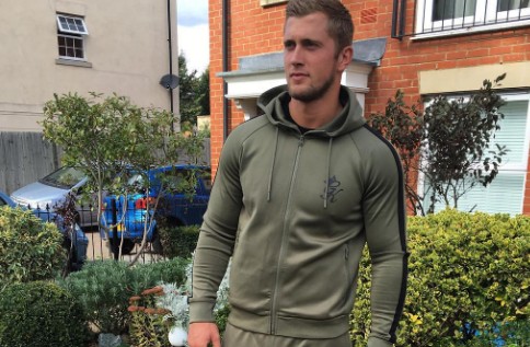 What is going on with Dan Osborne’s Bulge?