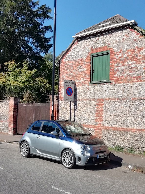 CAR REVIEW | Abarth 695C Rivale