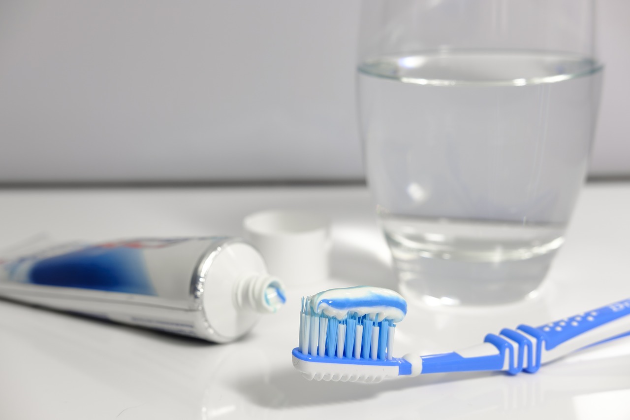 One in three of us forget to brush our teeth 2