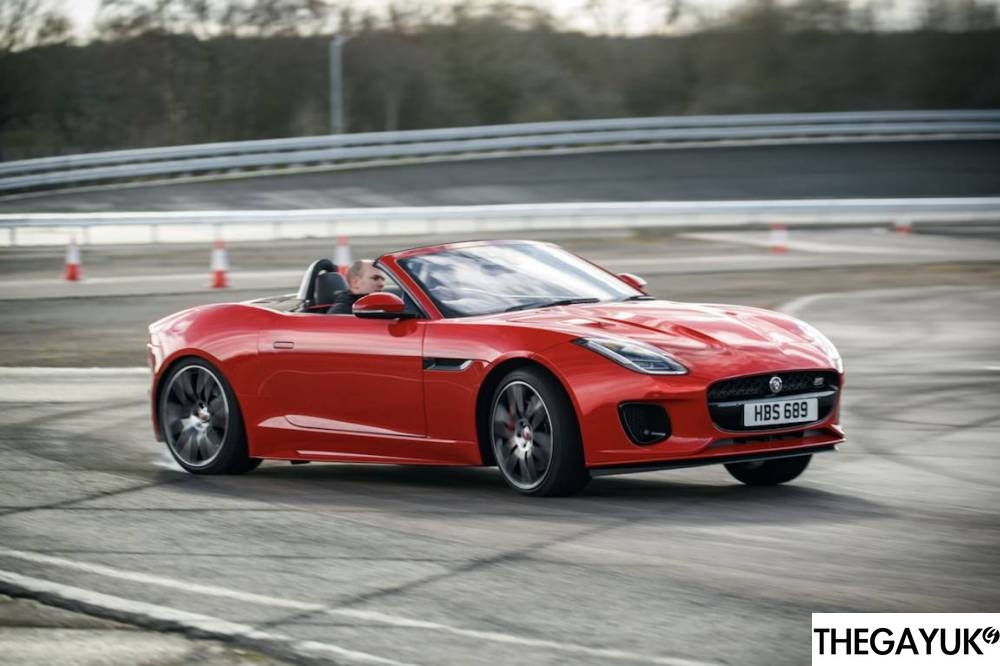 CAR REVIEW | Jaguar F-Type Flying the Flag of a 70 year Tradition