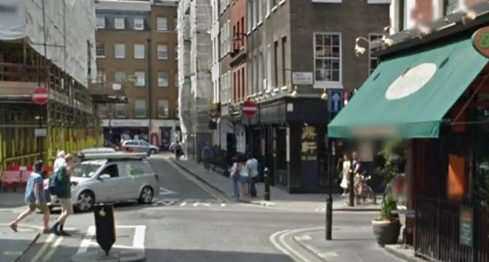 Man stabbed in the centre of London's gay scene 2 Man stabbed in the centre of London's gay scene