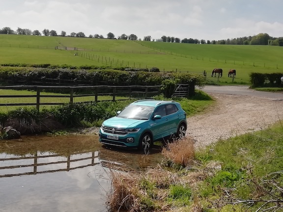 CAR REVIEW |  Volkswagen T-Cross