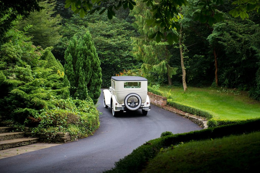 This is a list of approved and accredited car hire suppliers for wedding.