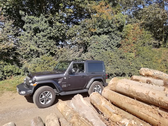 CAR REVIEW | The ultimate gaymobile. The Queer As Folk Jeep