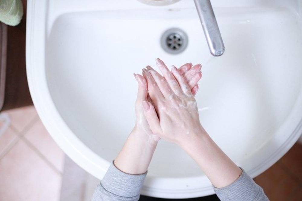 There’s no evidence to suggest that people living with HIV are at greater risk of contracting Coronavirus