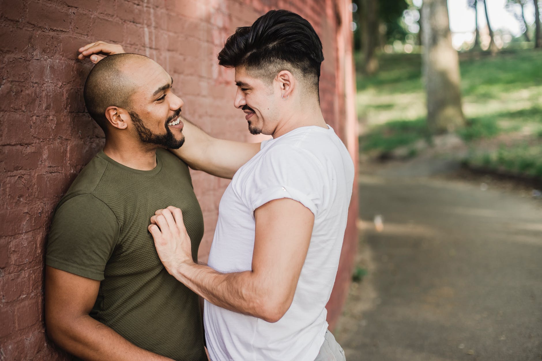 Are there gay cruising grounds in Edinburgh?